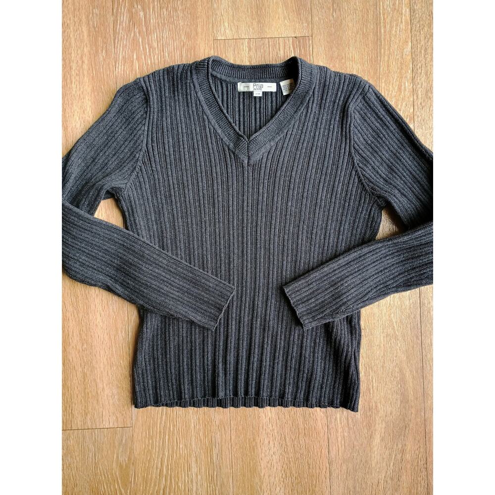 Pria Petite preppy minimalist career V-Neck Ribbed Knit Sweater Charcoal Gray